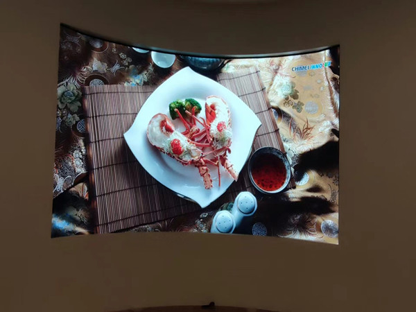 故城室内P2.5弧形LED屏